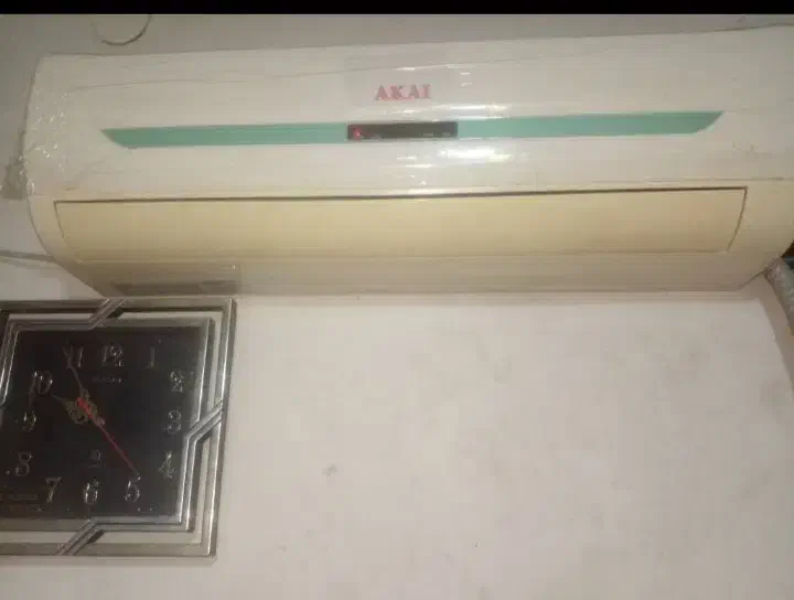 اسپیلت|کولر گازی و فن‌کوئل|شیراز, درکی|دیوار