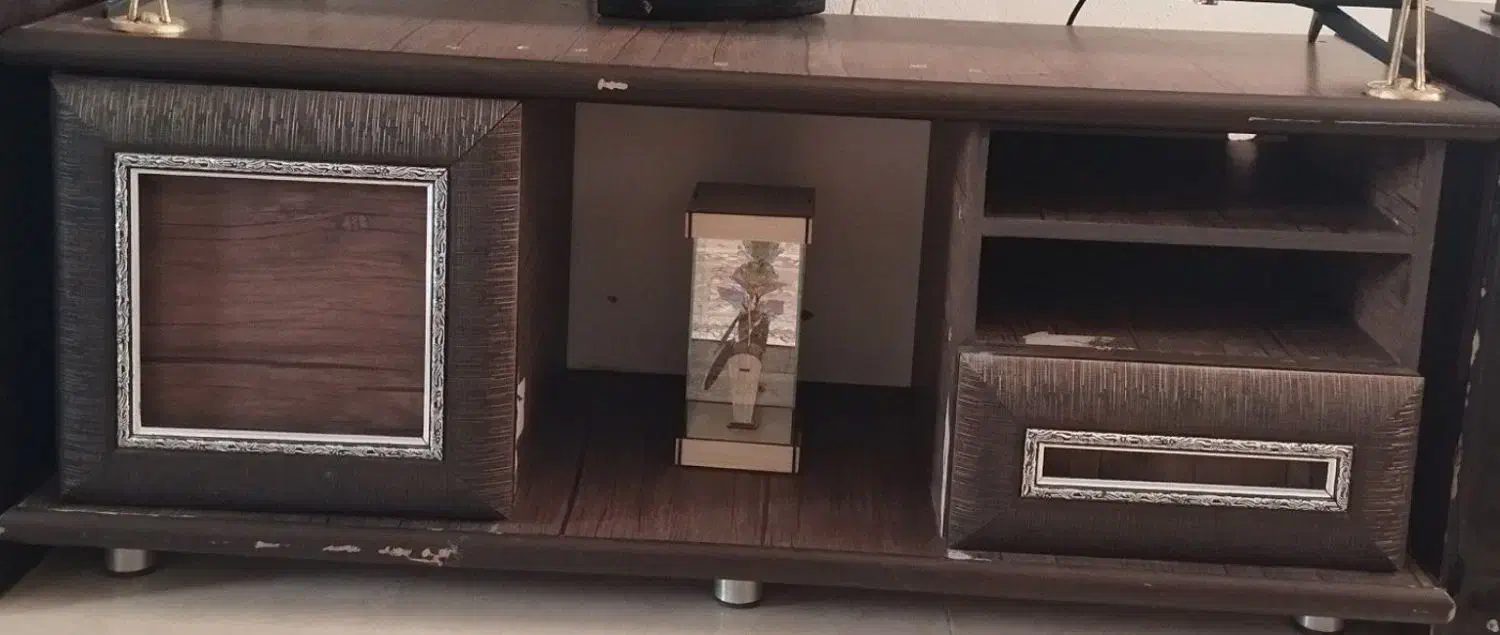 به دلیل جا تنگی|بوفه، ویترین، کنسول|کنارک, |دیوار