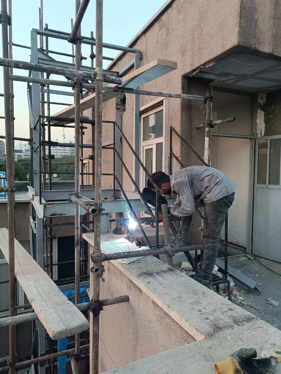 خدمات جوشکاری آهنگری رابیتس کاری راویز|خدمات پیشه و مهارت|تهران, نارمک|دیوار