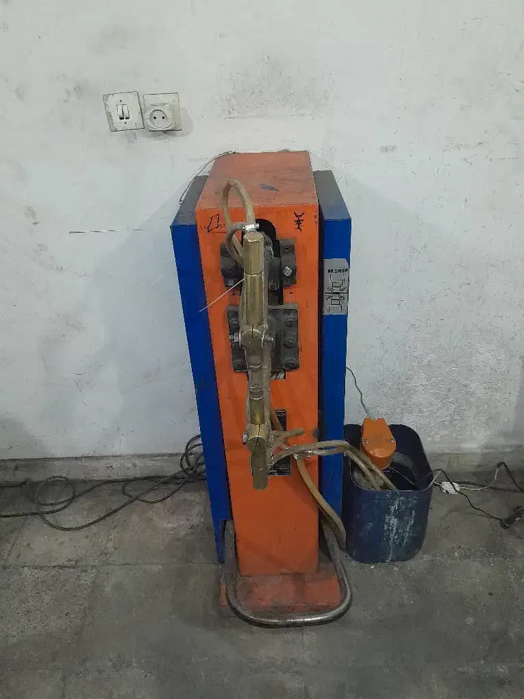 نقطه جوش|ماشین‌آلات صنعتی|کرج, سی متری صنعتکاران|دیوار