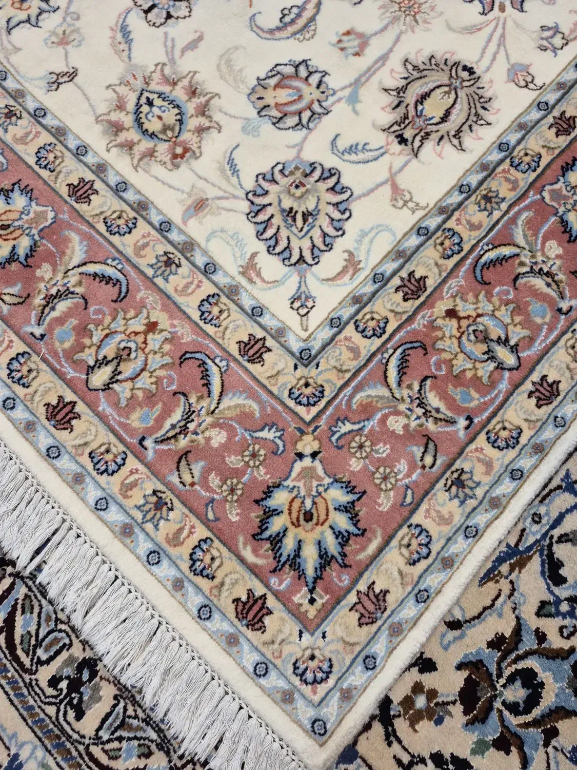 فرش دستباف تک ۶ متری افشان. گالری فرش ایران|فرش|مشهد, حجت|دیوار