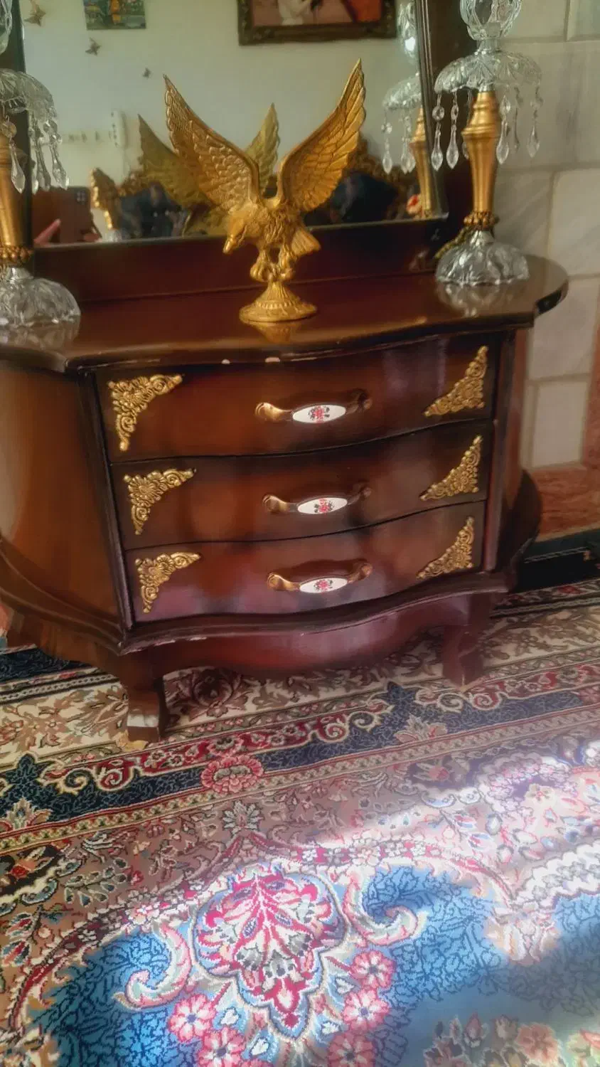 کنسول بسیار شیک تمیز|بوفه، ویترین، کنسول|بروجرد, |دیوار