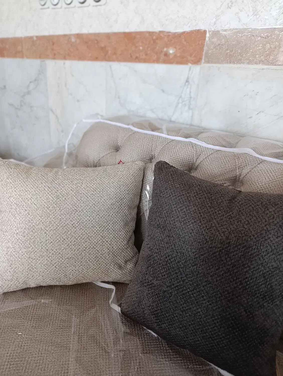 کوسن مبل|رختخواب، بالش، پتو|کامیاران, |دیوار