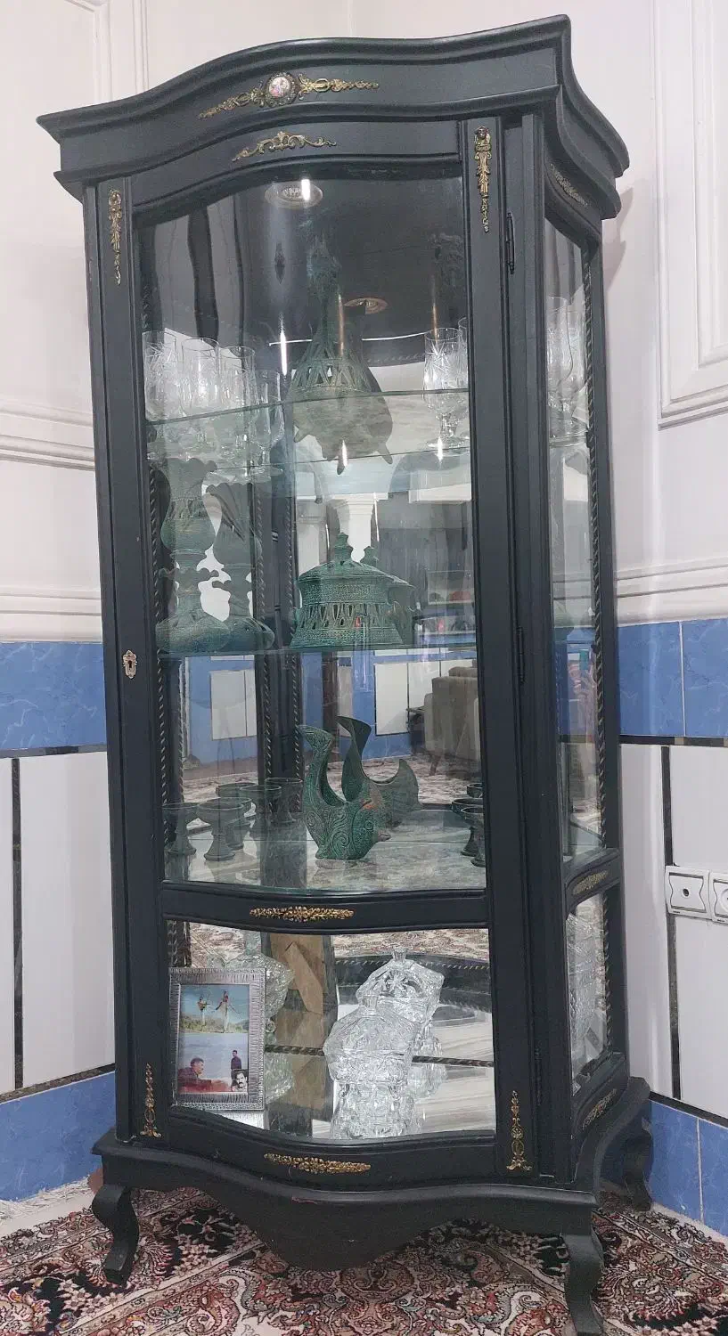 ویترین چوبی|بوفه، ویترین، کنسول|دورود, |دیوار