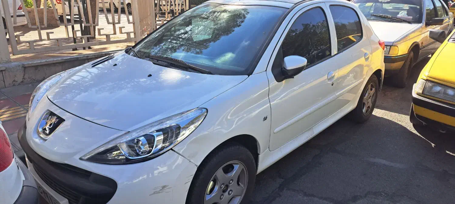 ۱۴۰۱ بی رنگ۴۳هزارکار|خودرو سواری و وانت|قم, باجک یک|دیوار