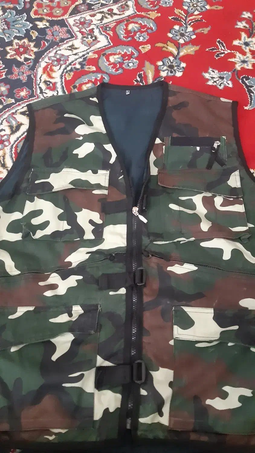 جیلقه|لباس|قم, شهر قائم|دیوار