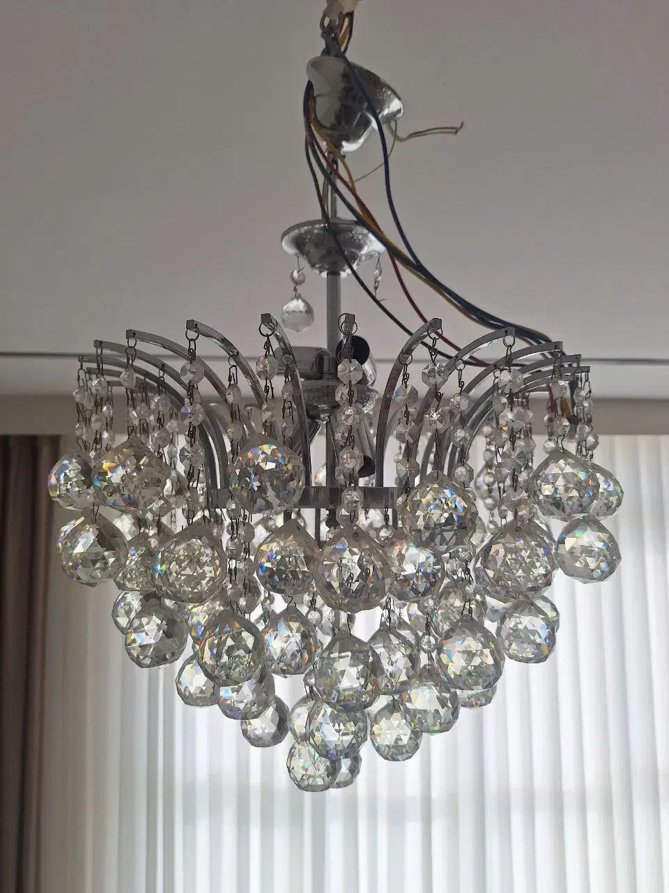 ۴عدد لوستر کریستالی|لوستر و چراغ آویز|کرج, برغان|دیوار