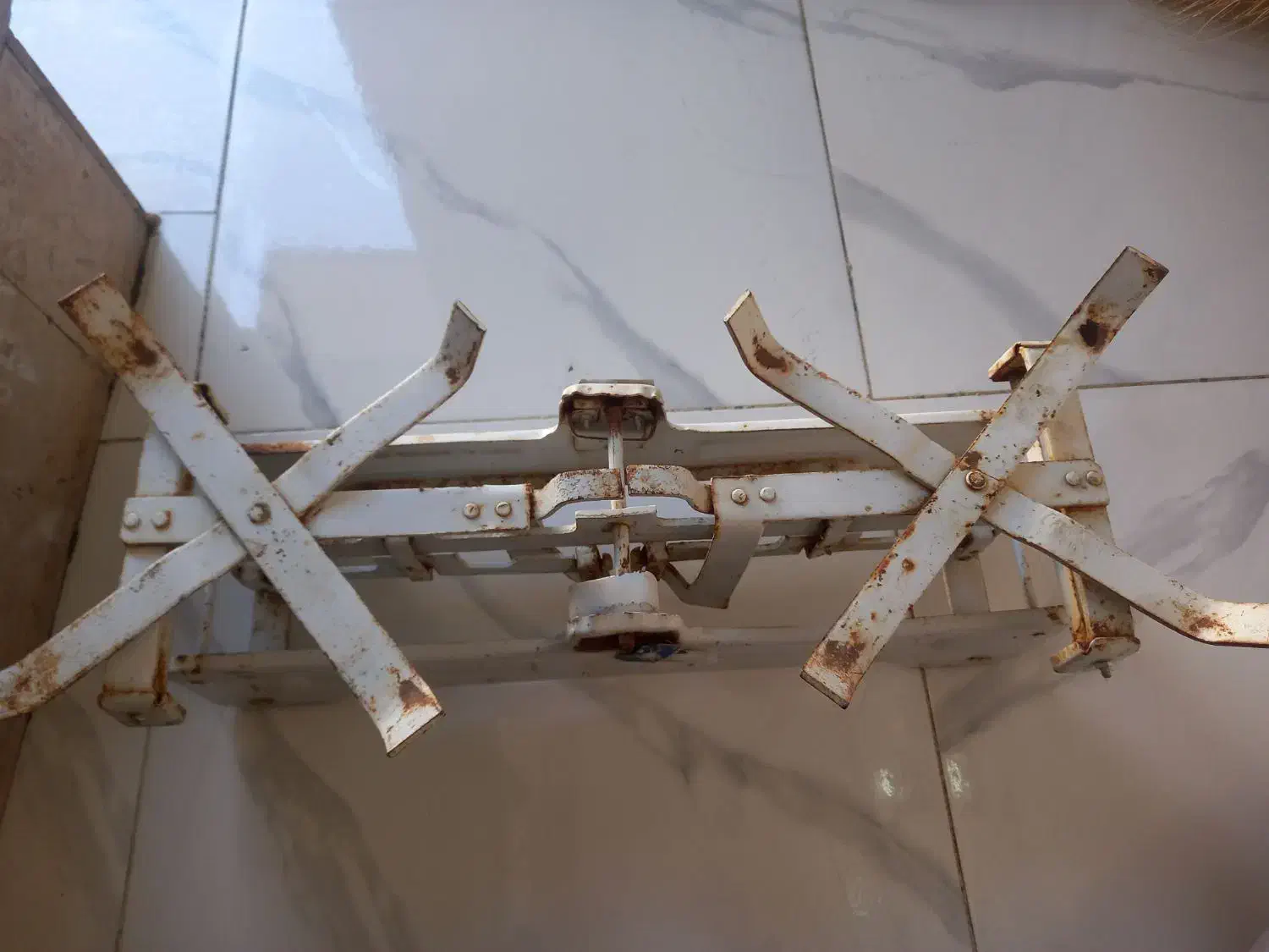 ترازو|کلکسیون اشیاء عتیقه|دینور, |دیوار