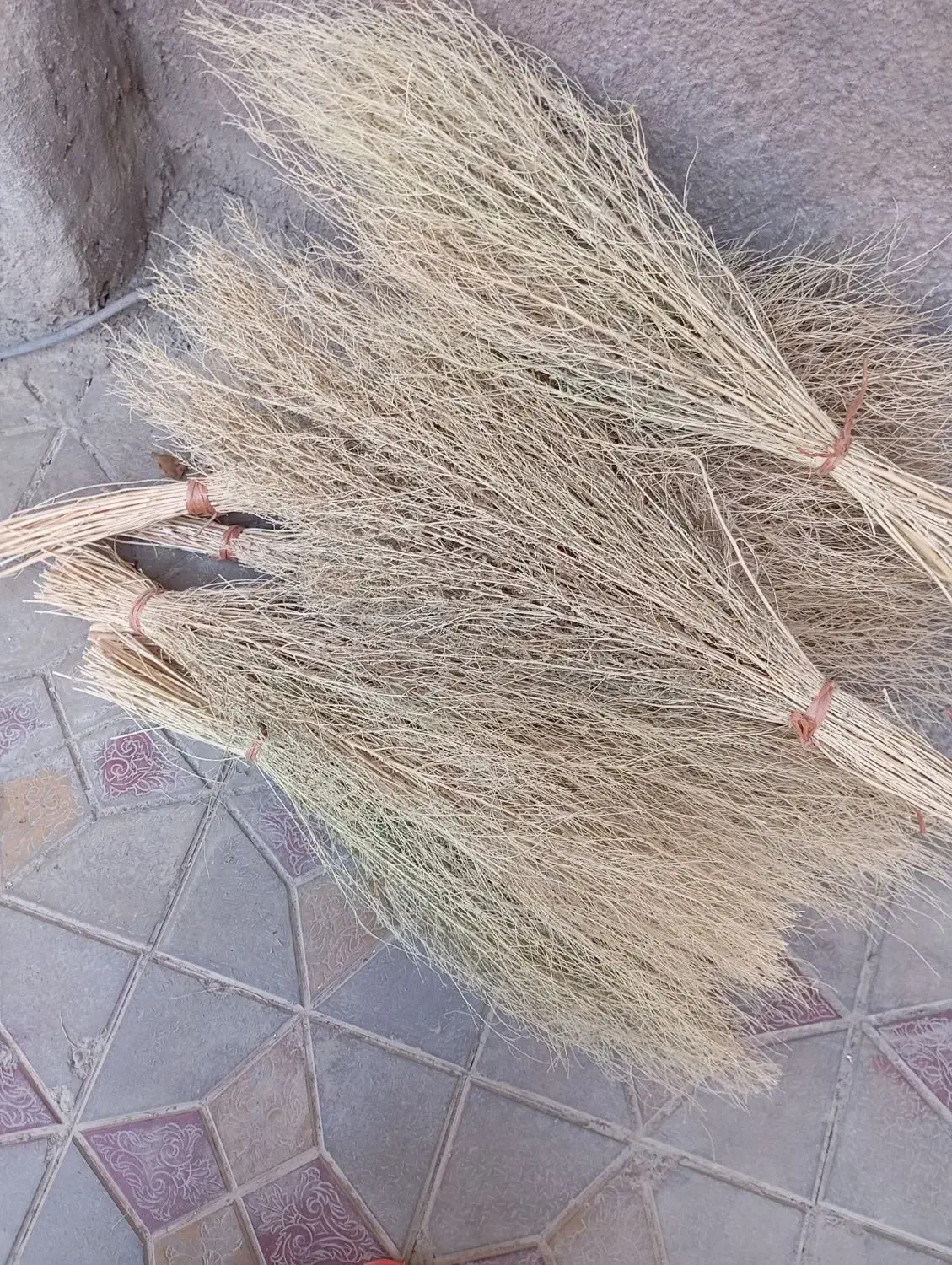 گسک|لوازم نظافت|مریوان, |دیوار