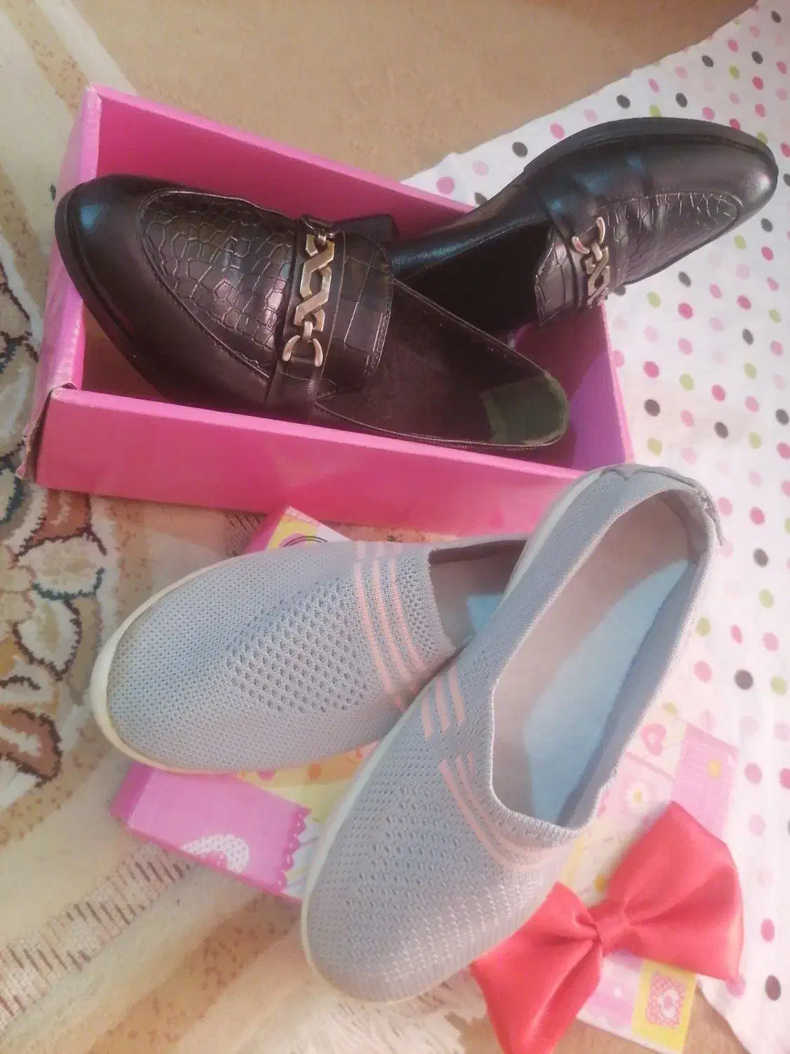 2عددکفش زنانه.1عددنو1عدرحدنو.|کیف، کفش، کمربند|سنندج, |دیوار