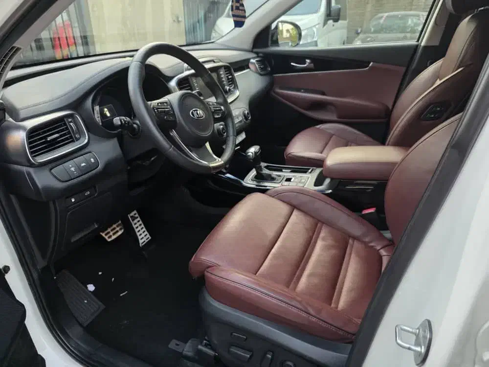 سورنتو سفید GTline فول کم کار تمیز|خودرو سواری و وانت|تهران, سعادت‌آباد|دیوار