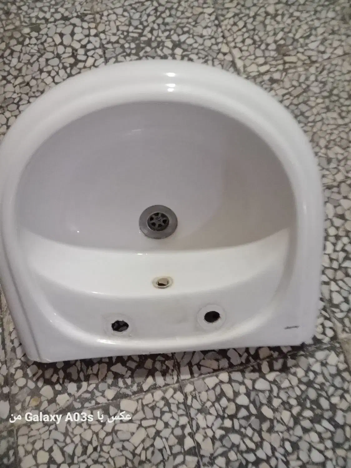 کار کرده اما تمیز قابل استفاده|لوازم سرویس بهداشتی|لاهیجان, لیل|دیوار