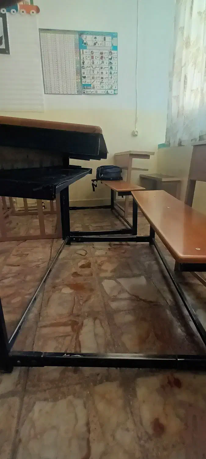 نیمکت و میز مدرسه|صندلی و نیمکت|کرمان, |دیوار