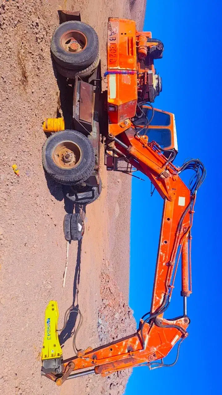 بیل مکانیکی اطلس 302|ماشین‌آلات صنعتی|فشاپویه, |دیوار