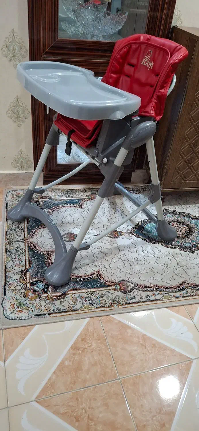 صندلی غذای کودک|میز و صندلی غذاخوری|رشت, چله خانه|دیوار