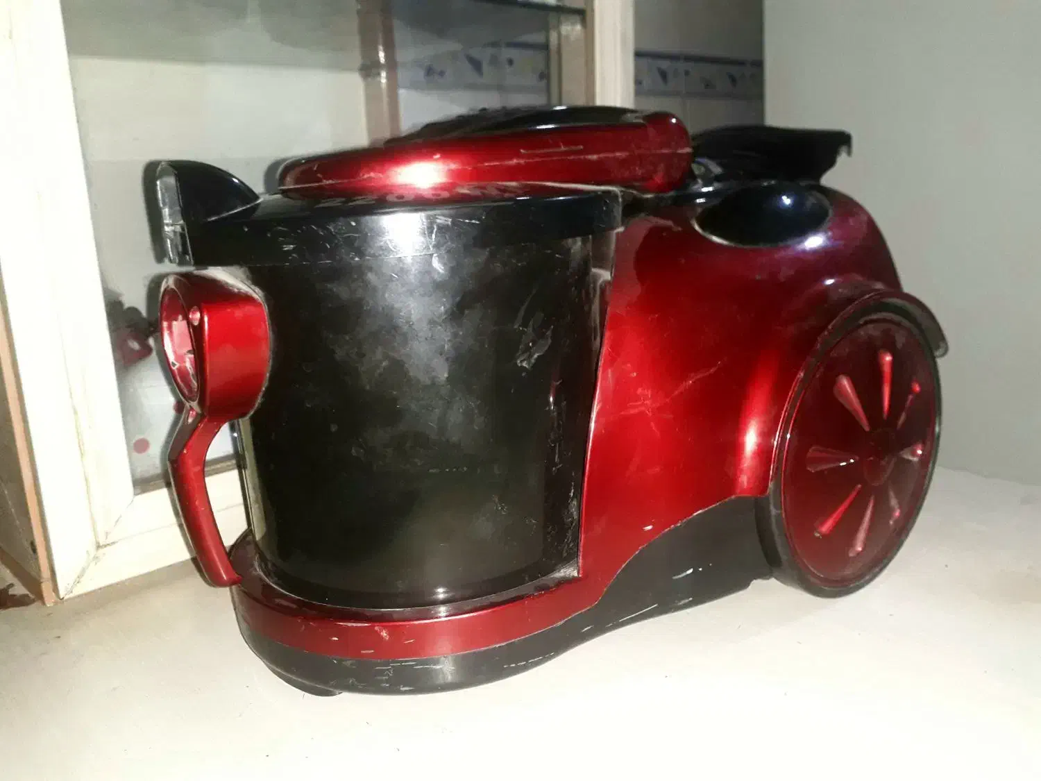 جاروبرقی تکنیکووموتور جاروبرقی|جاروبرقی، جارو شارژی، بخارشو|اراک, |دیوار