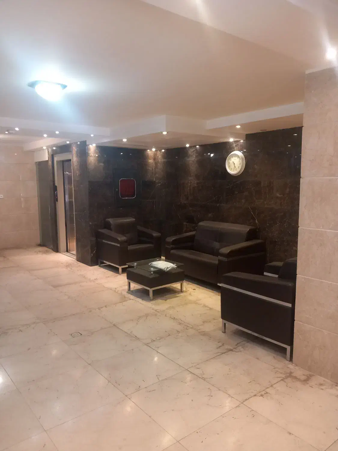 آپارتمان ۹۷ متری کوچه گلها|فروش آپارتمان|کاشان, امیرکبیر|دیوار