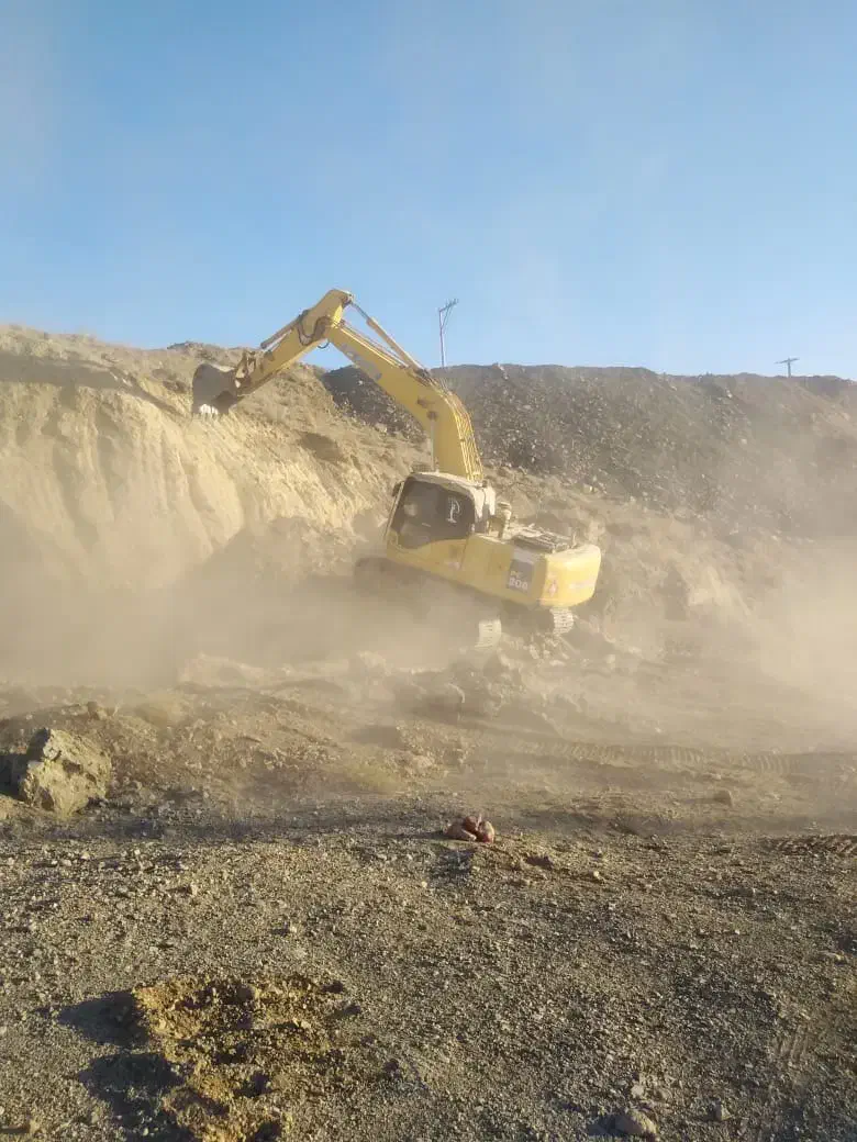 اجاره بیل مکانیکی در تمام نقاط|ماشین‌آلات صنعتی|لنجان, |دیوار