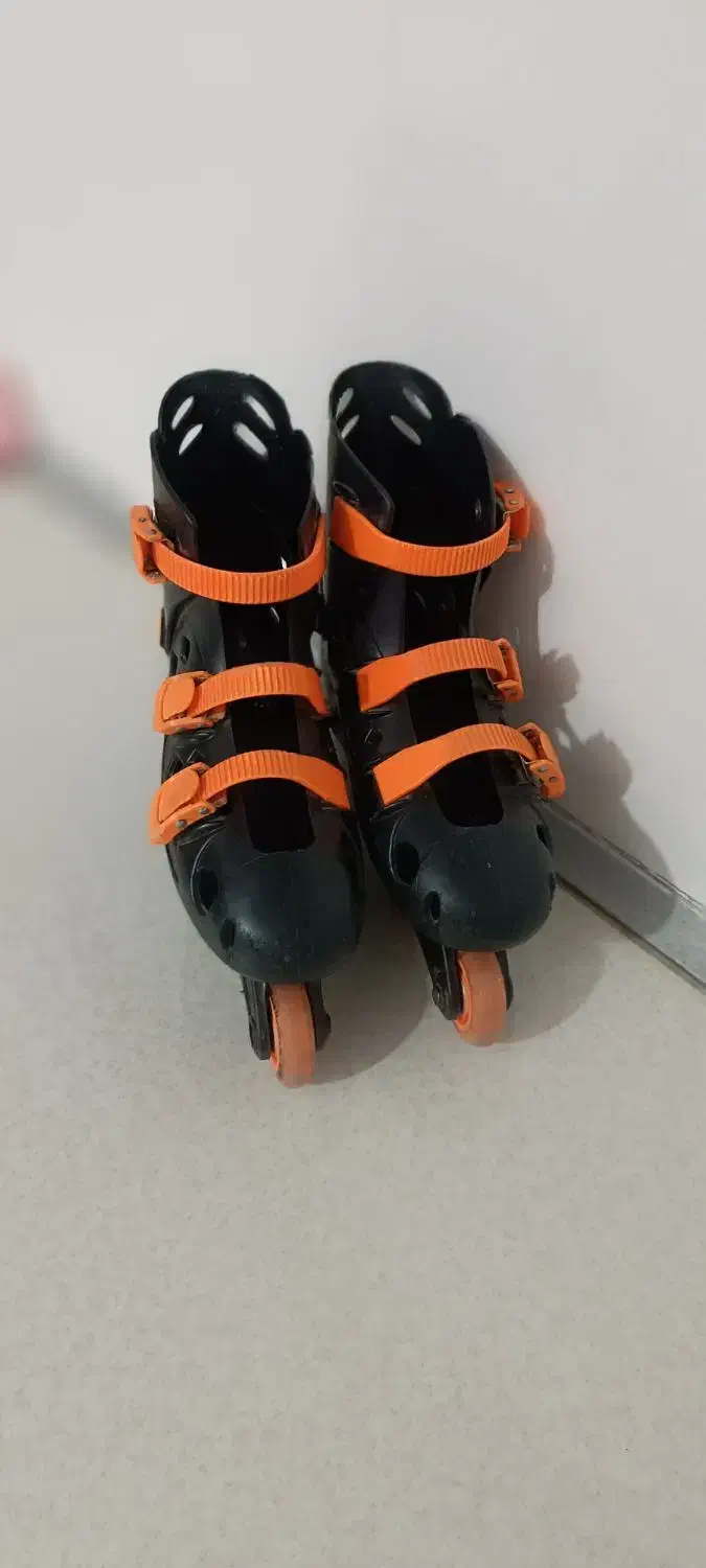 کفش اسکیت|دوچرخه، اسکیت، اسکوتر|جلفا, |دیوار