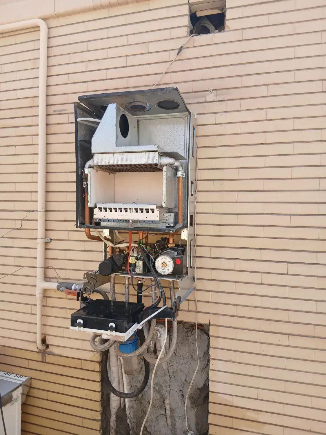 متخصص تعمیر پکیج|خدمات پیشه و مهارت|بم, |دیوار