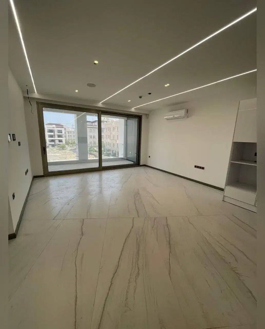 امتیاز رونیکاپالاس تهرانسر/حاج رحیم قربانی|فروش آپارتمان|تهران, تهرانسر شمالی|دیوار