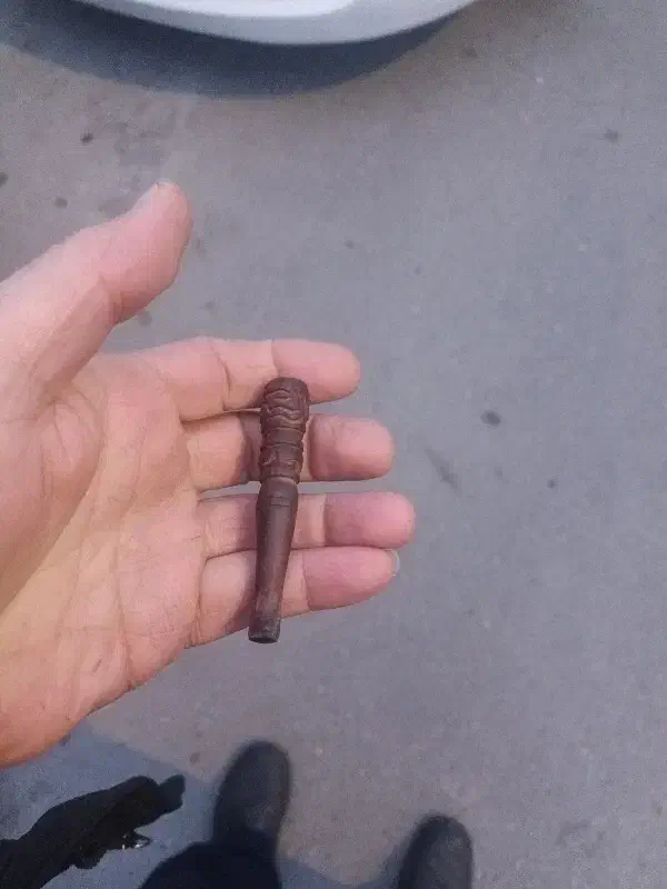 چوب سیگار گمشده|اشیا|قم, نیروگاه|دیوار