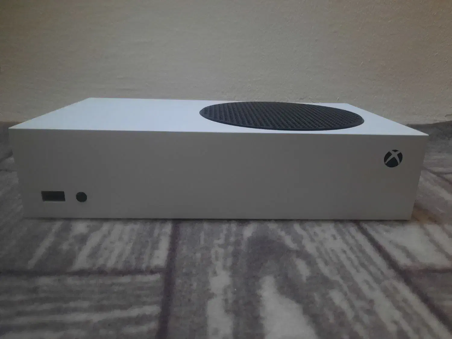 ایکس باکس سری اس/xbox series s|کنسول، بازی ویدئویی و آنلاین|رشت, باهنر|دیوار