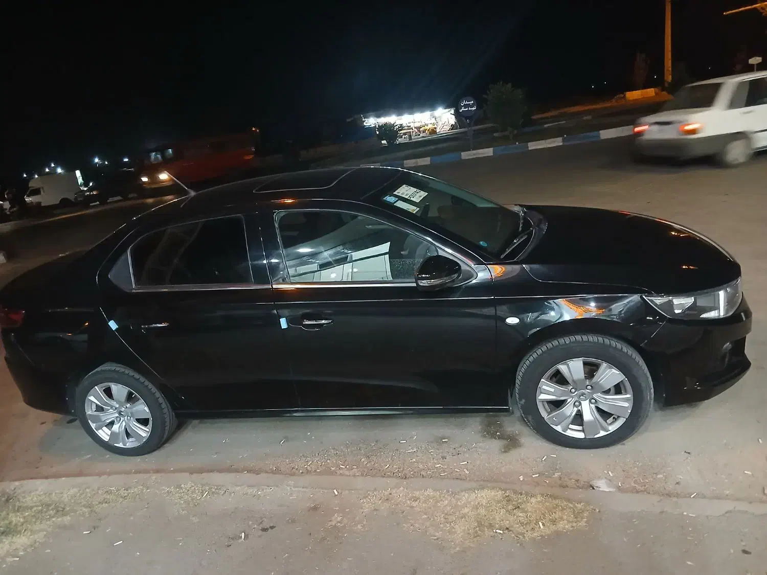 تارامدل ۱۴۰۲ کارکرد ۵۴ هزار بیرنگ وی ۲|خودرو سواری و وانت|الوند, |دیوار