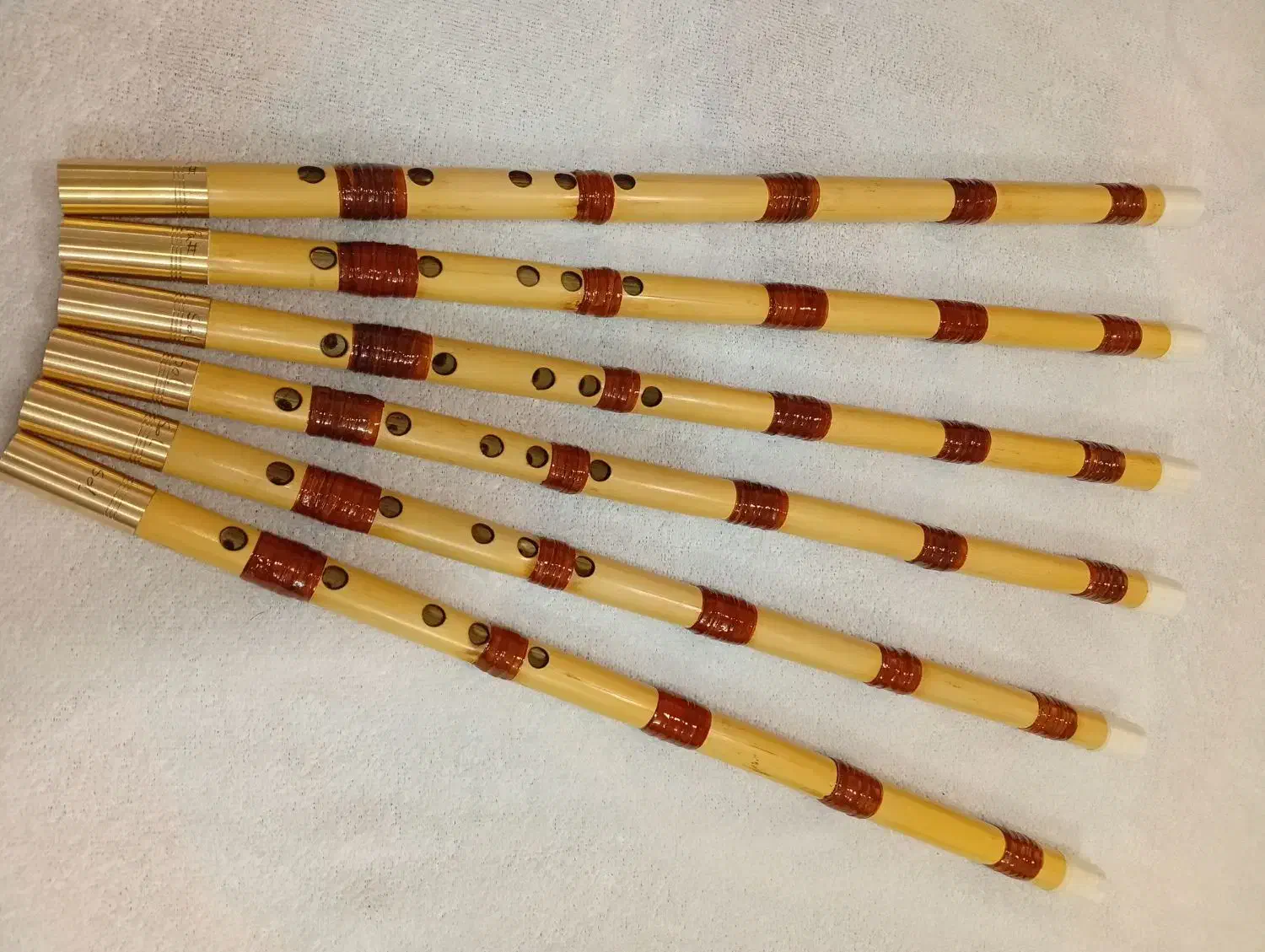 نی هفت‌بند.درجه یک.دندانی و لبی|سازهای بادی|شیراز, زند|دیوار