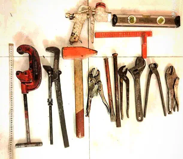 لوله بر و لوله گیر و گازانبر و....|ابزارآلات|قم, انسجام|دیوار