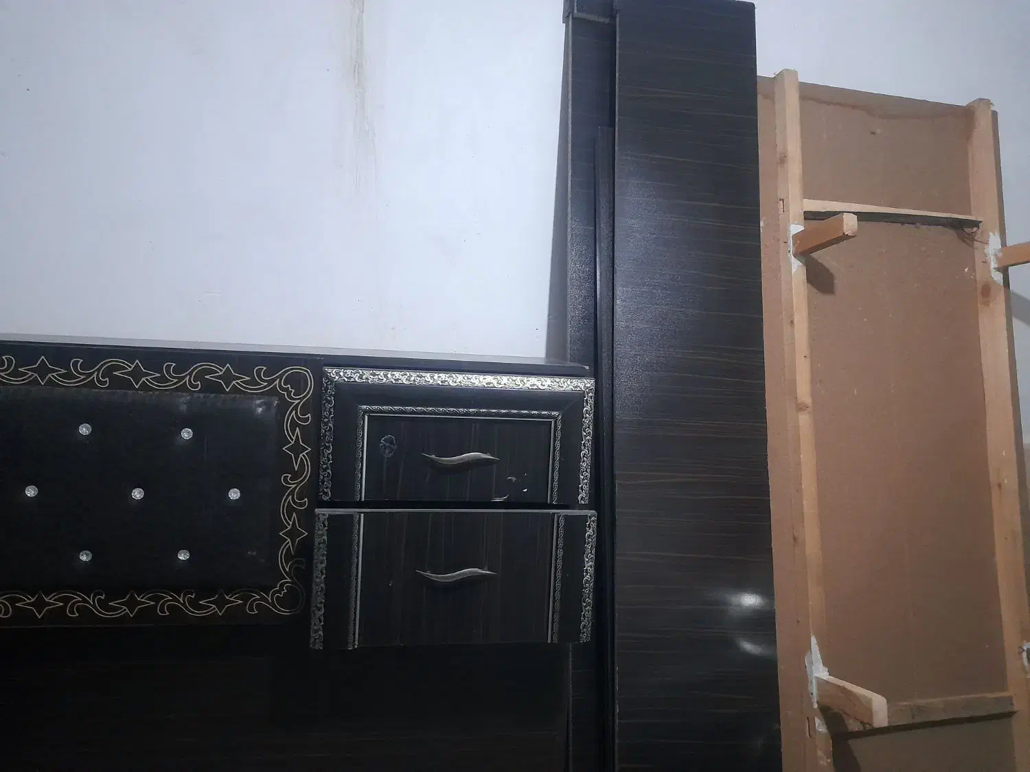 تخت خواب دونفره|تخت و سرویس خواب|فارسان, |دیوار