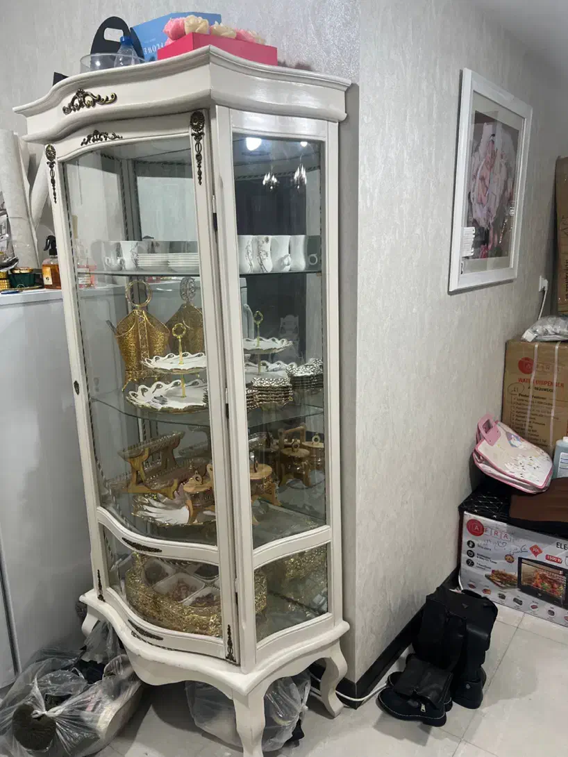 تختخواب کودک ،و نو جوان تا ۱۵ سالگی قابل استفادست|تخت و سرویس خواب|شیراز, هفت تنان|دیوار