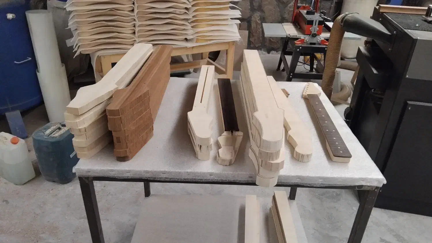 نیروی فنی خدماتی|استخدام سرایداری و نظافت|دماوند, دماوند|دیوار