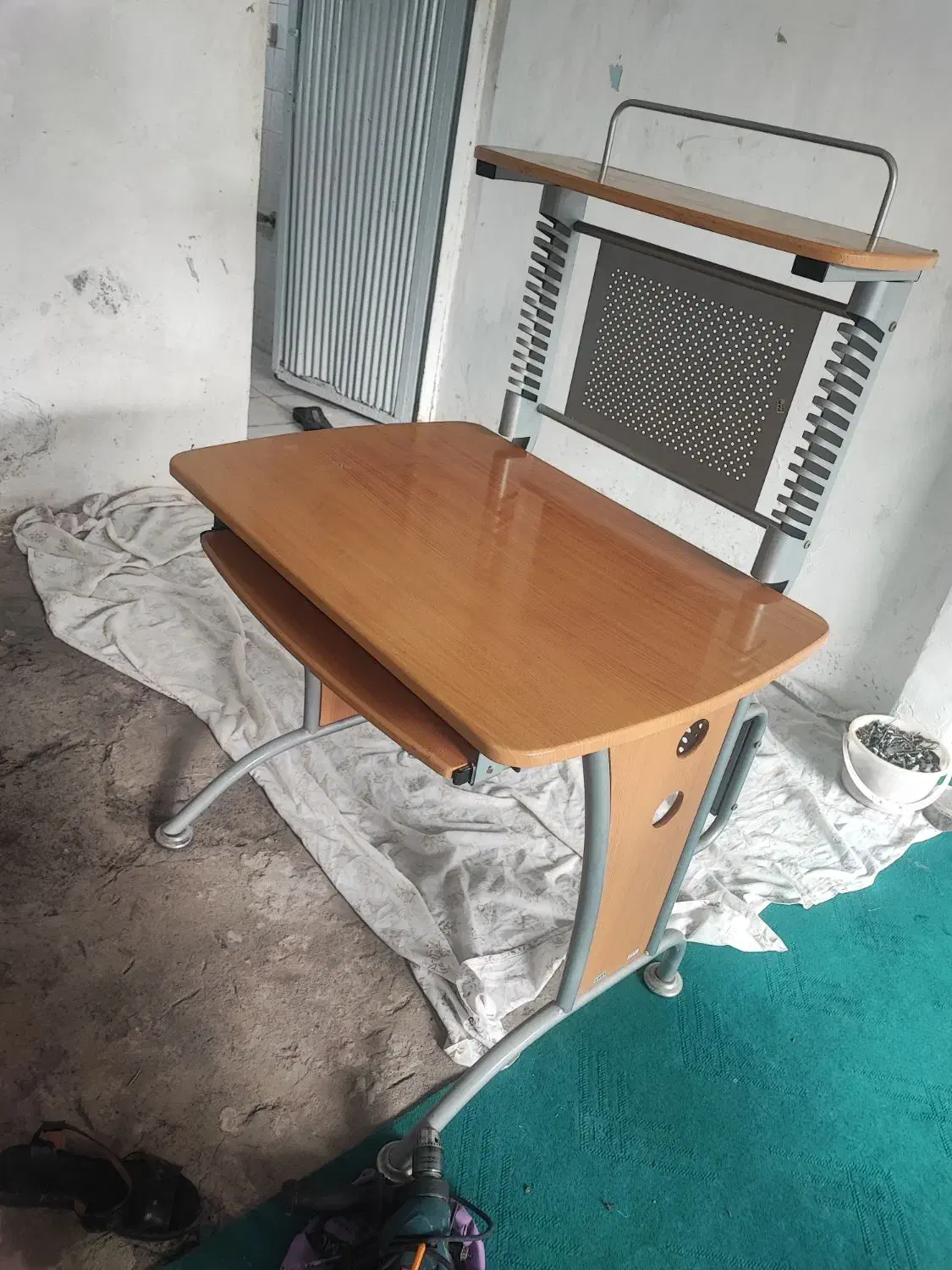 میز کامپیوتر و لب تاب|میز تحریر و کامپیوتر|رضوانشهر, |دیوار