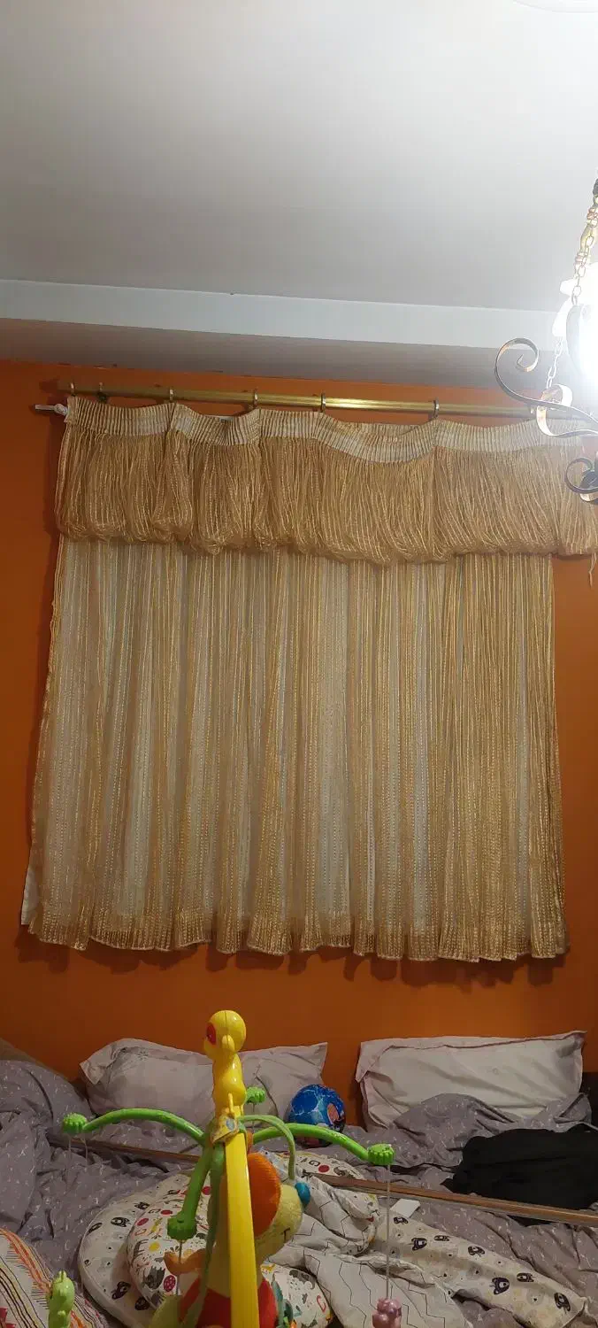 پرده همراه با میله و گیره|پرده، رانر، رومیزی|تهران, استقلال|دیوار