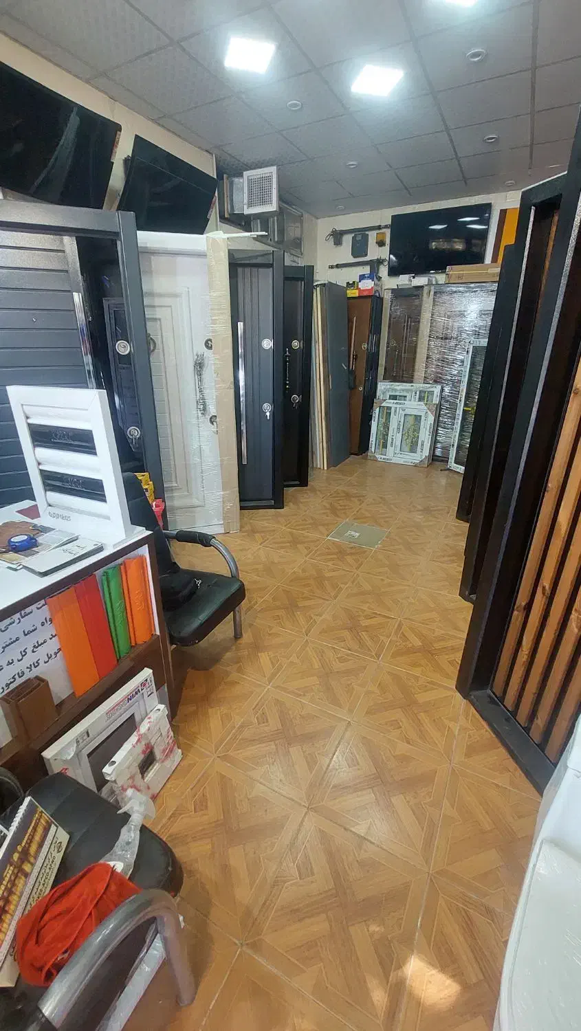 درب پنجره دوجداره کرکره برقی ضدسرقت درب ضد اب|مصالح و تجهیزات ساختمان|نطنز, |دیوار