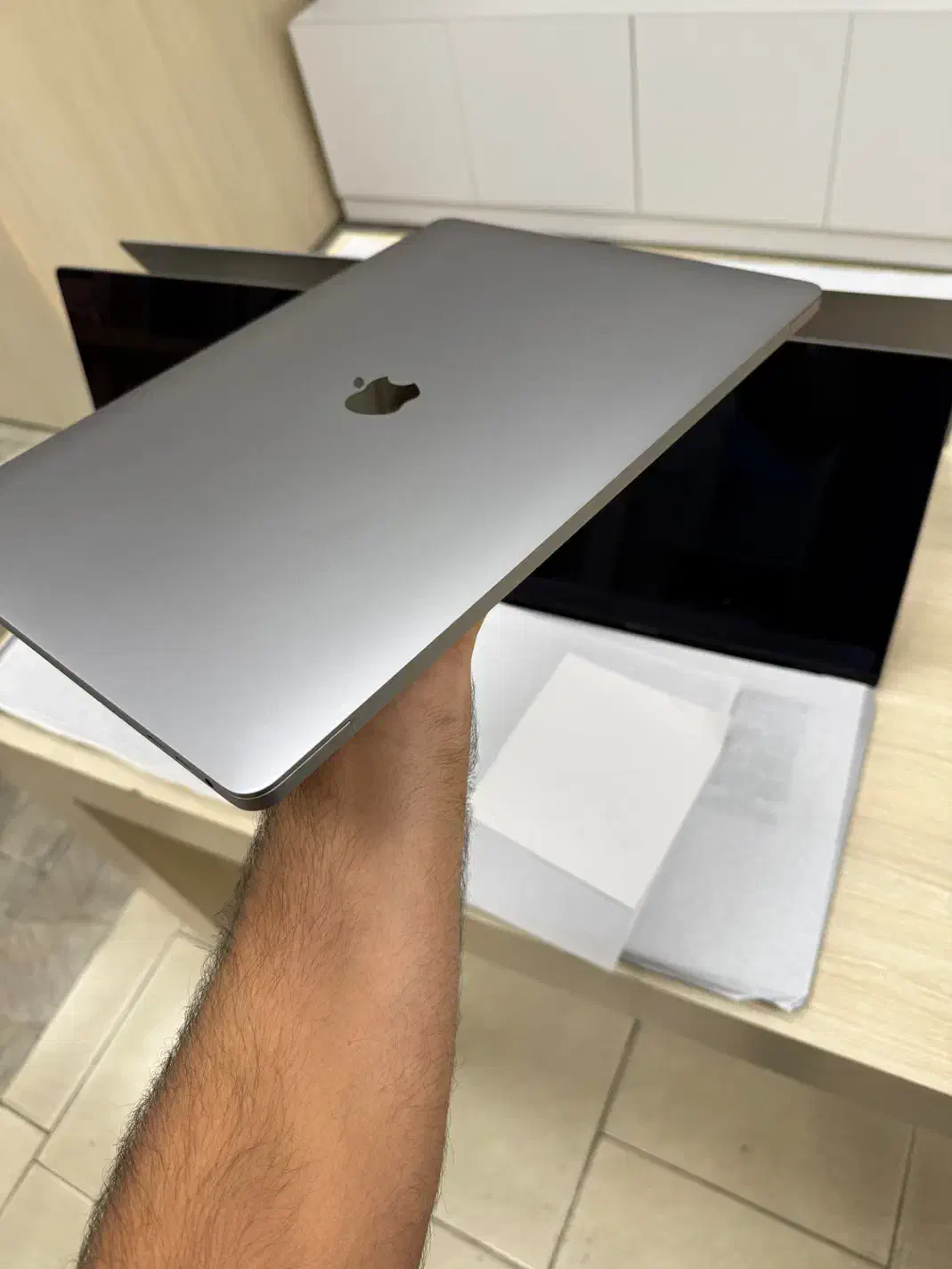 مک بوک پرو 2019 500-8vga-64 ram-cori9|رایانه همراه|تهران, یافت آباد جنوبی|دیوار