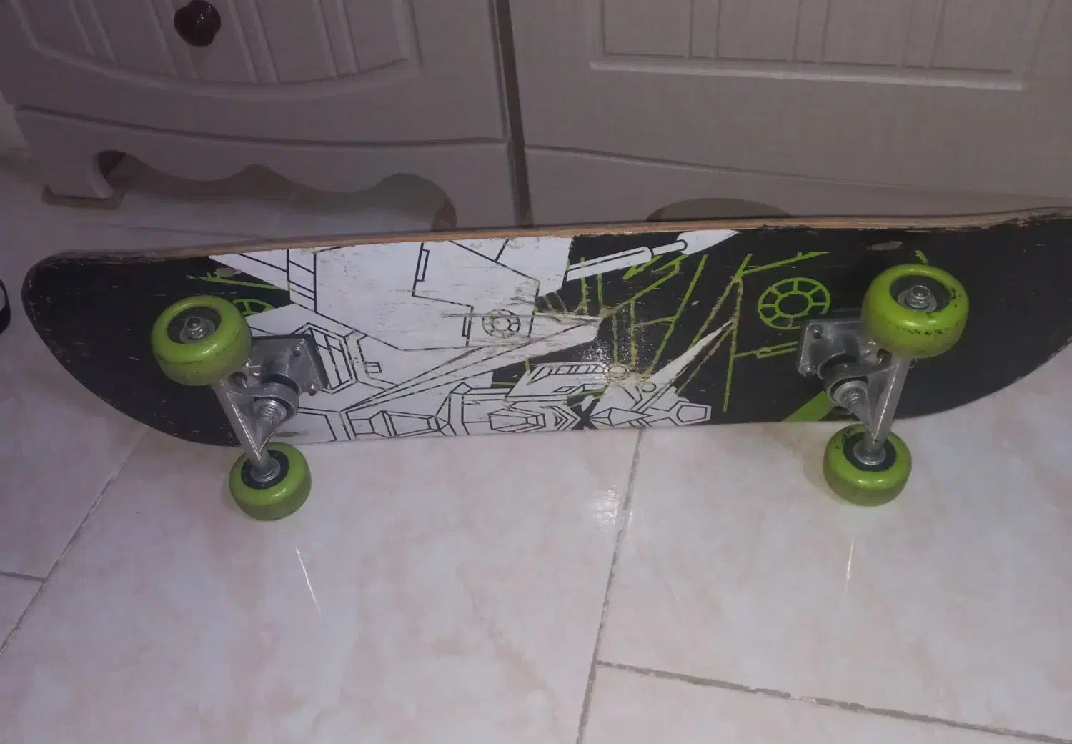 اسکیت برد|دوچرخه، اسکیت، اسکوتر|پرند, فاز ۶|دیوار