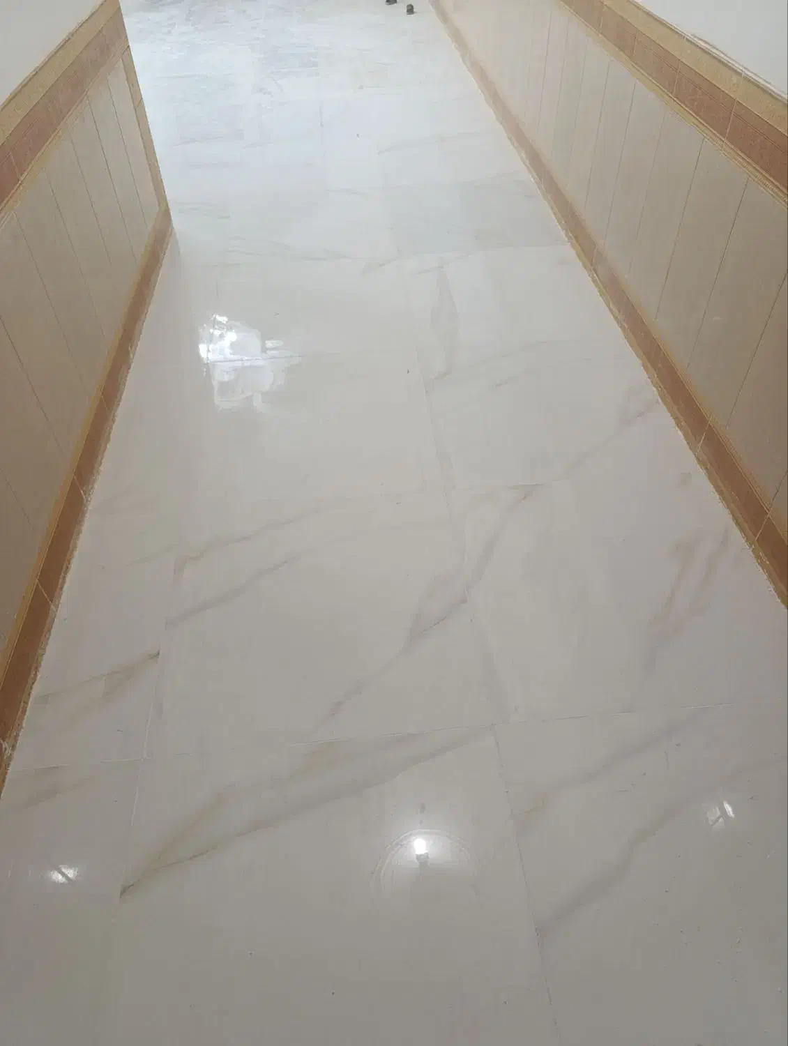 شاگرد کاشی کاری|استخدام معماری، عمران و ساختمانی|بیرجند, |دیوار