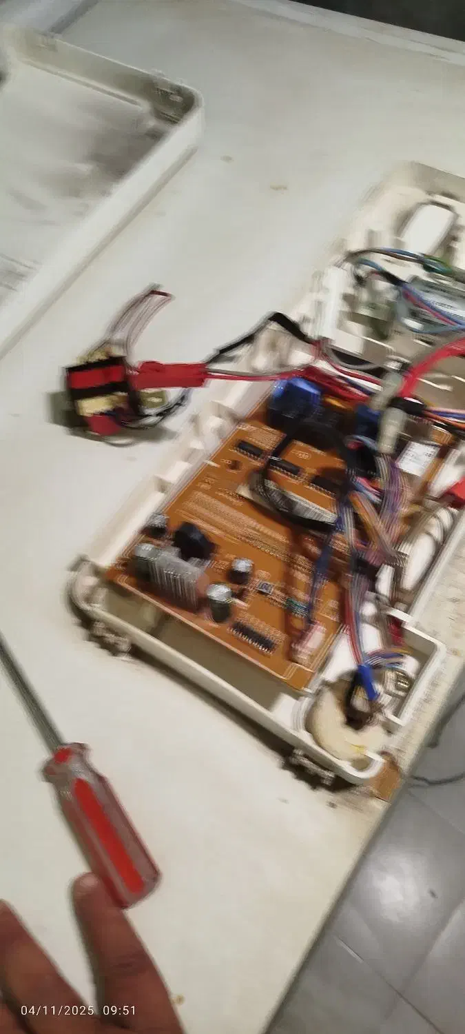 تعمیرات تخصصی انواع یخچال خانگی و صنعتی|خدمات پیشه و مهارت|لواسان, |دیوار