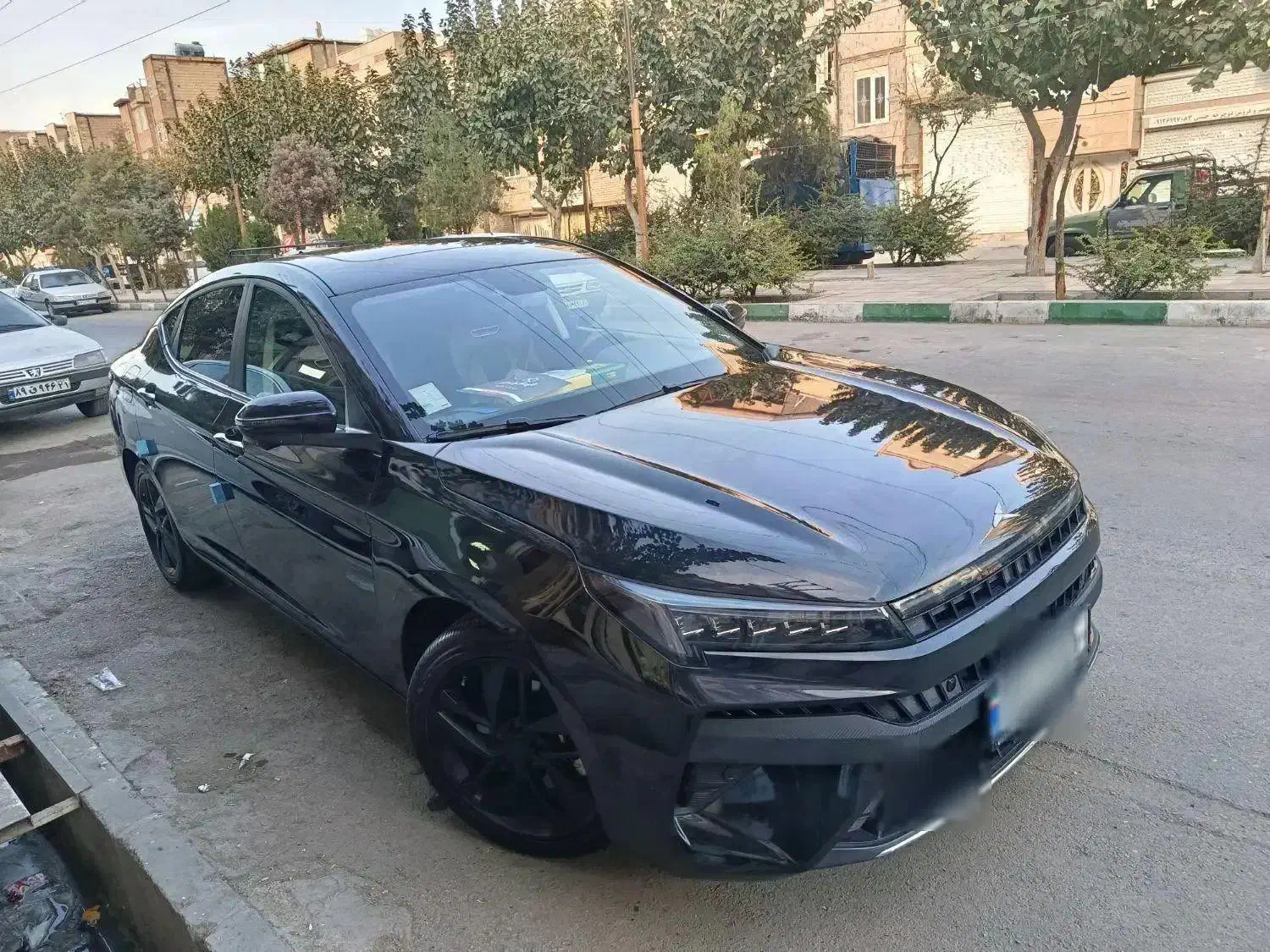 کی ام سی|خودرو سواری و وانت|بهارستان, |دیوار