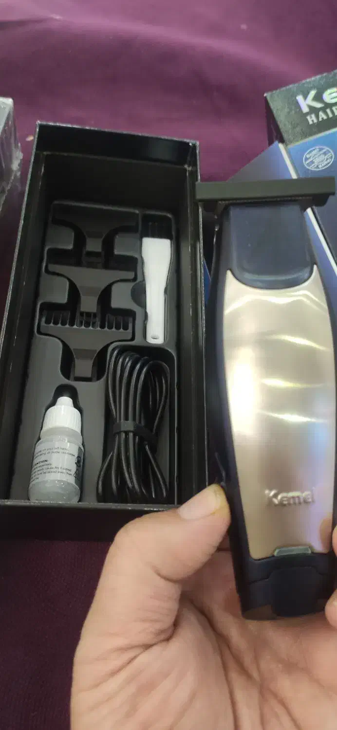 ریش تراش جیمی اک آک با چندتا شانه جهت کوتاهی|آرایشی، بهداشتی، درمانی|اهواز, فرهنگ شهر|دیوار