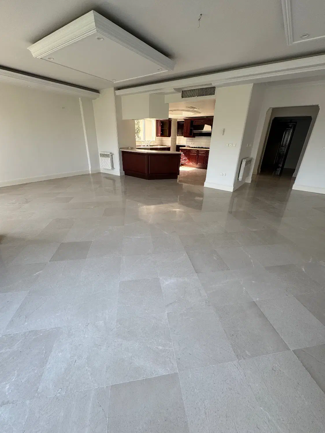 رهن و اجاره ویلایی/یک واحد از سه/۲۴۴ متر ۴ خواب|اجارهٔ خانه و ویلا|تهران, سیمای ایران|دیوار