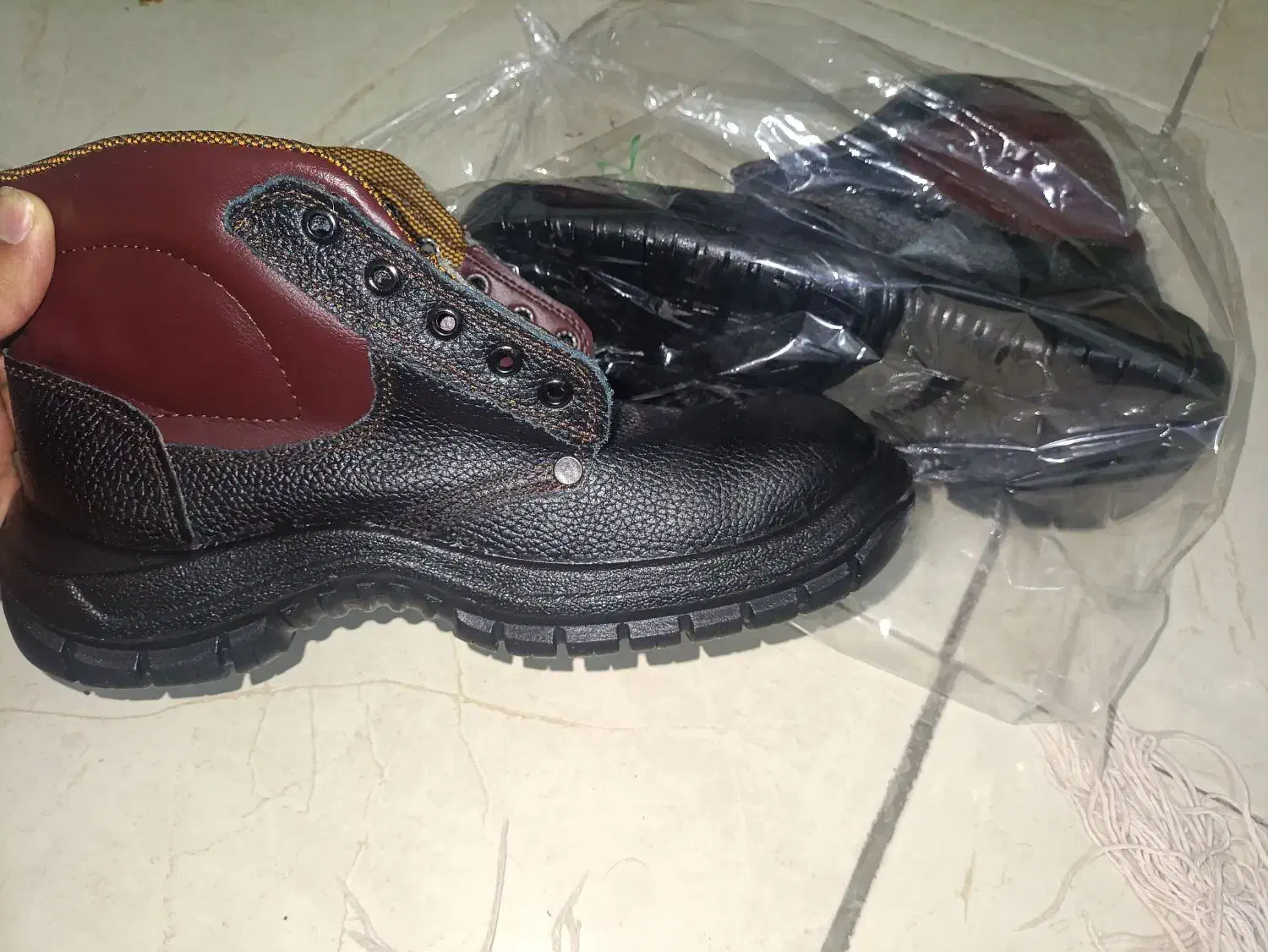 کفش کار ایمنی کفی طبی|کیف، کفش، کمربند|سیرجان, |دیوار