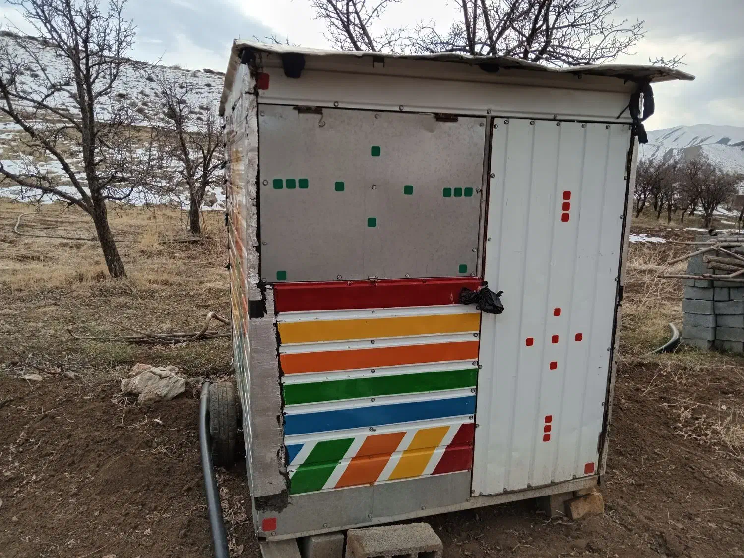 کانکس سیار|ماشین‌آلات صنعتی|موچش, |دیوار