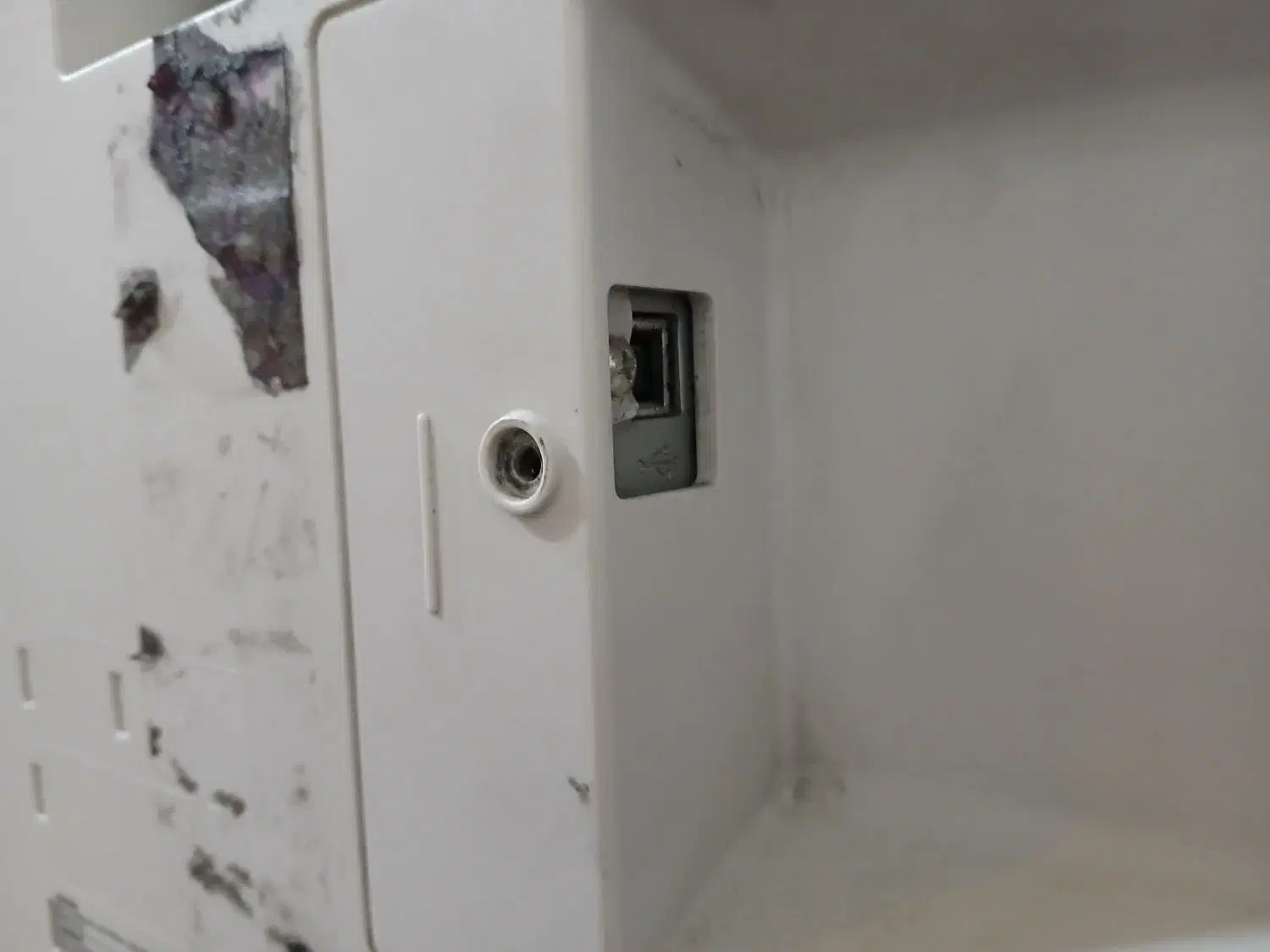 فروش دستگاه کپی کتر کرده و صندلی|پرینتر، اسکنر، کپی، فکس|صدرا-فارس, فاز ۱|دیوار