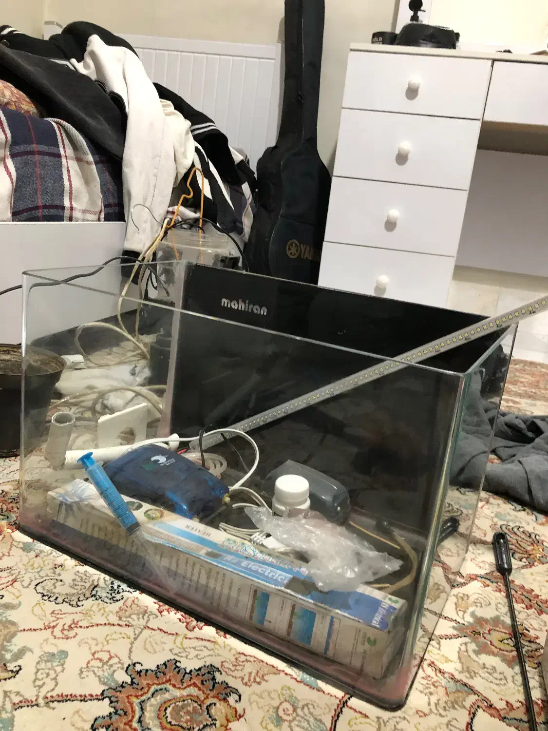 اکواریوممجهز|ماهی|کرمانشاه, |دیوار