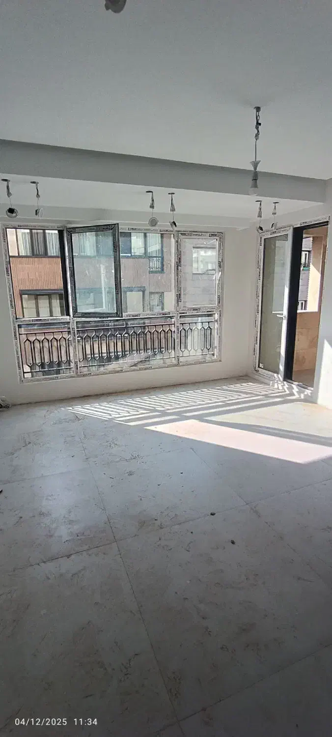 اختیاریه، 135متر ، نوساز