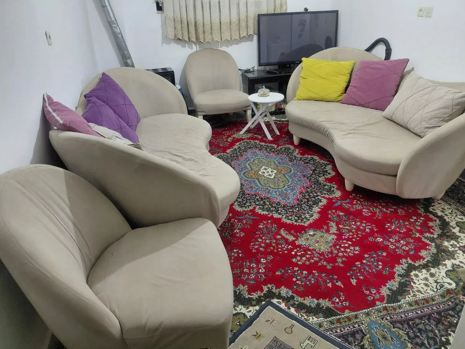 یک دست مبلمان|مبلمان خانگی و میز عسلی|شاهرود, |دیوار