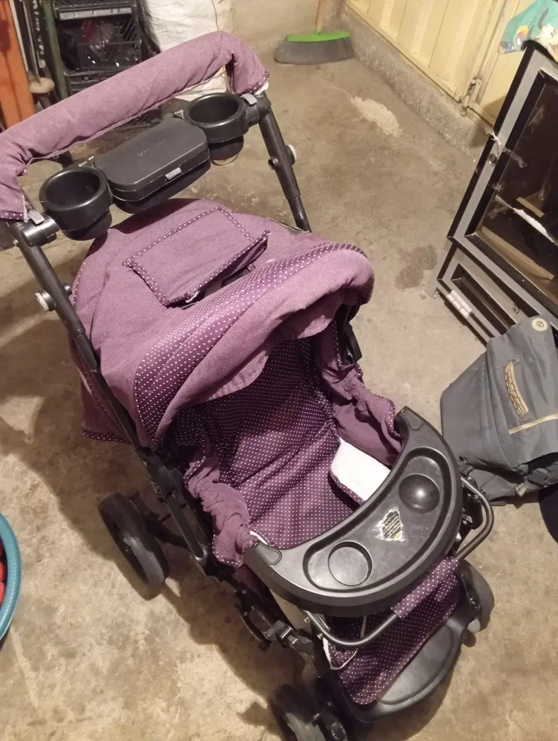 کالسکه و گهوار و کریر درحد نو|کالسکه و لوازم جانبی|قروه, |دیوار